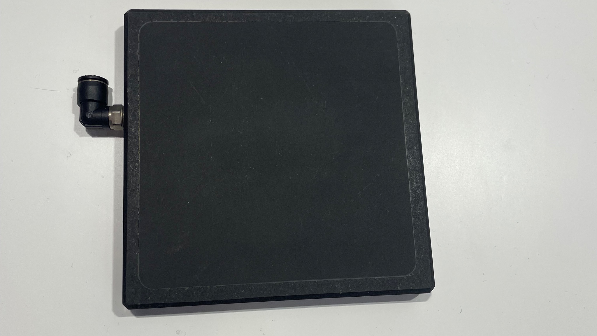 ESD Safe Porous Chuck Wafer Handling