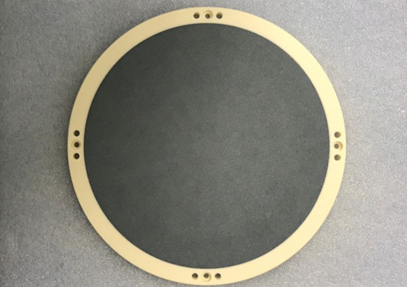 Porous chuck, wafer chuck, ceramic vacuum chuck table
